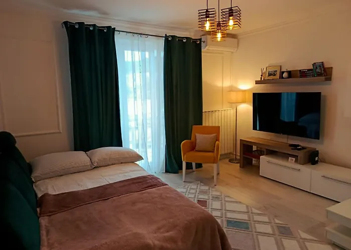 4Th Floor Apartment